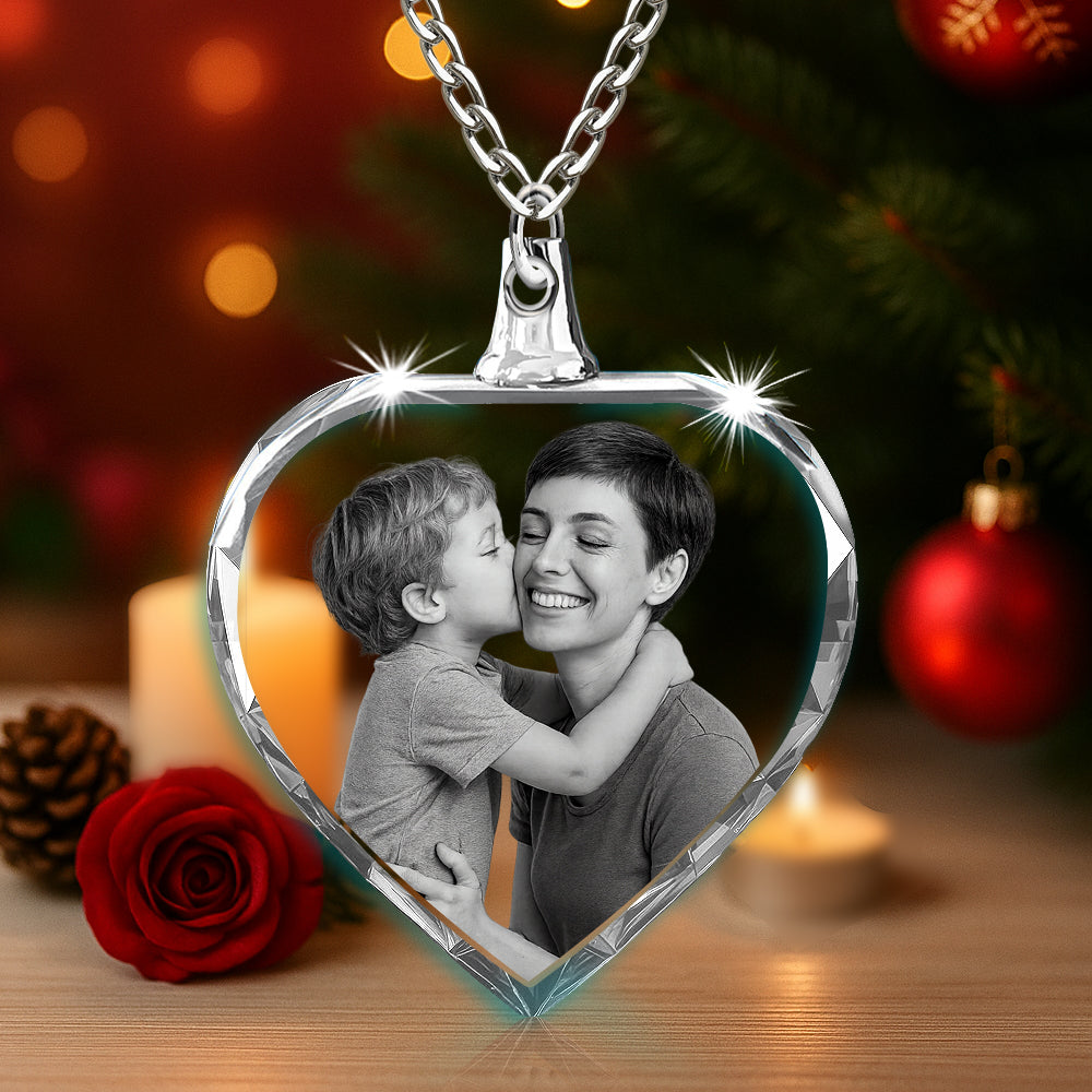 Collar de corazón de cristal 2D